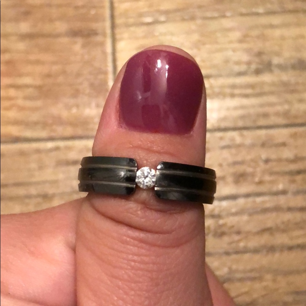 Men’s Wedding Band w/ Diamond - Litman Jewelers